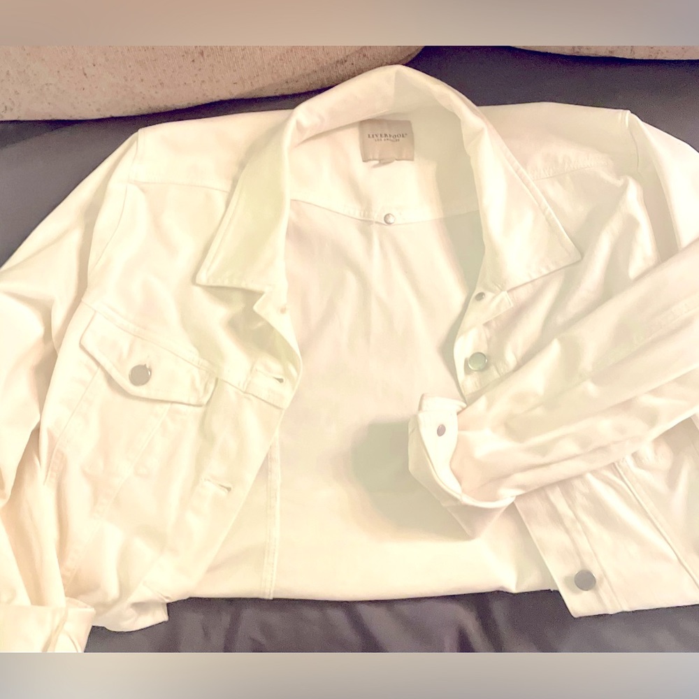 Liverpool Los Angeles white stretch denim jacket.
